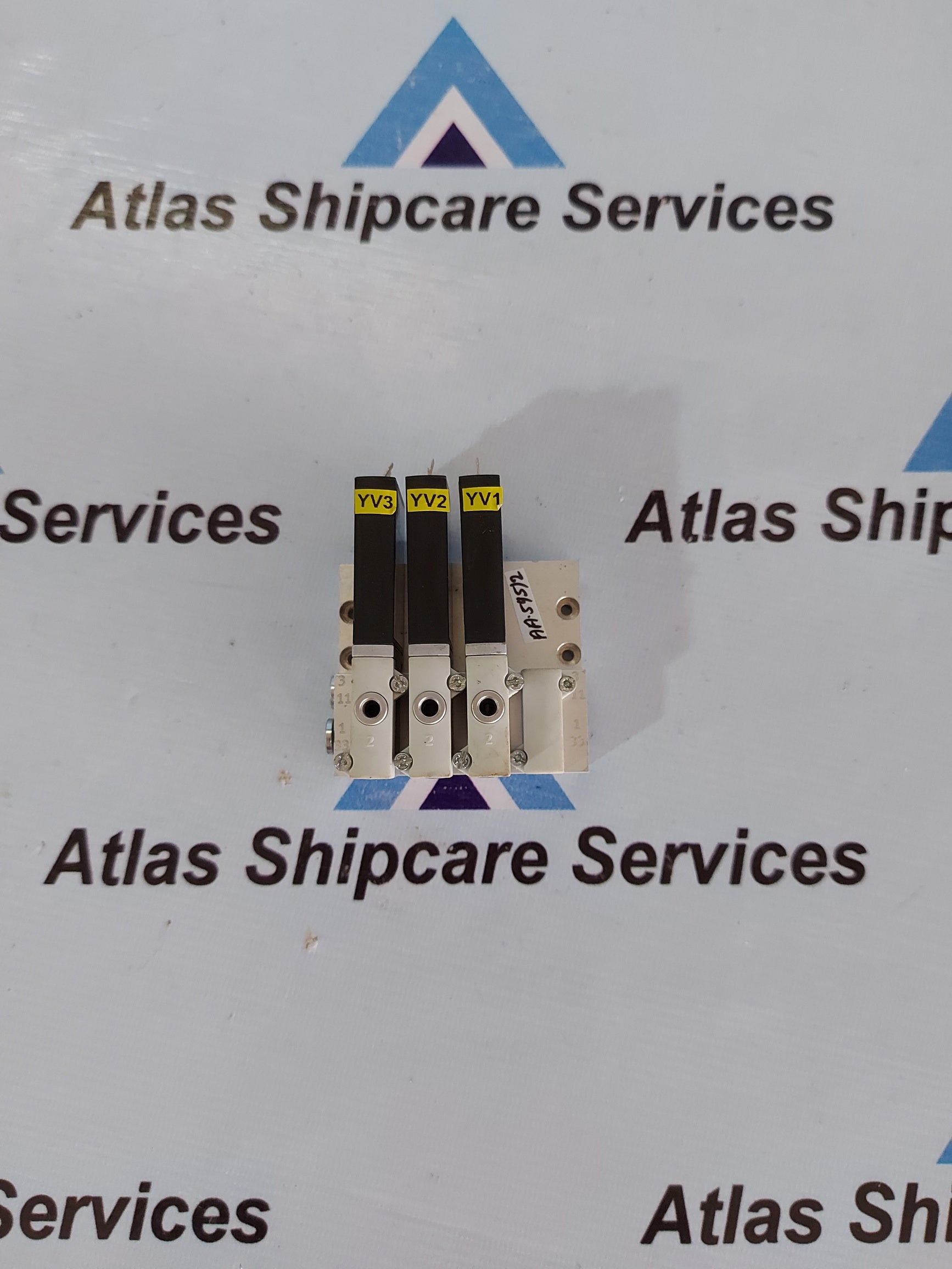 FESTO MHP2-MS1H-3/2G-M5 196123 PNEUMATIC SOLENOID VALVE